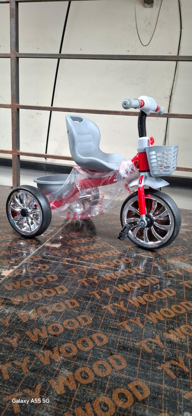 🎯🎯 HOT SELLING DEAL 🎯🎯 - 1pc Small Size Kids Bicycle, Strong Metal Frame, Multi Color Options, Durable Road Bike for Children