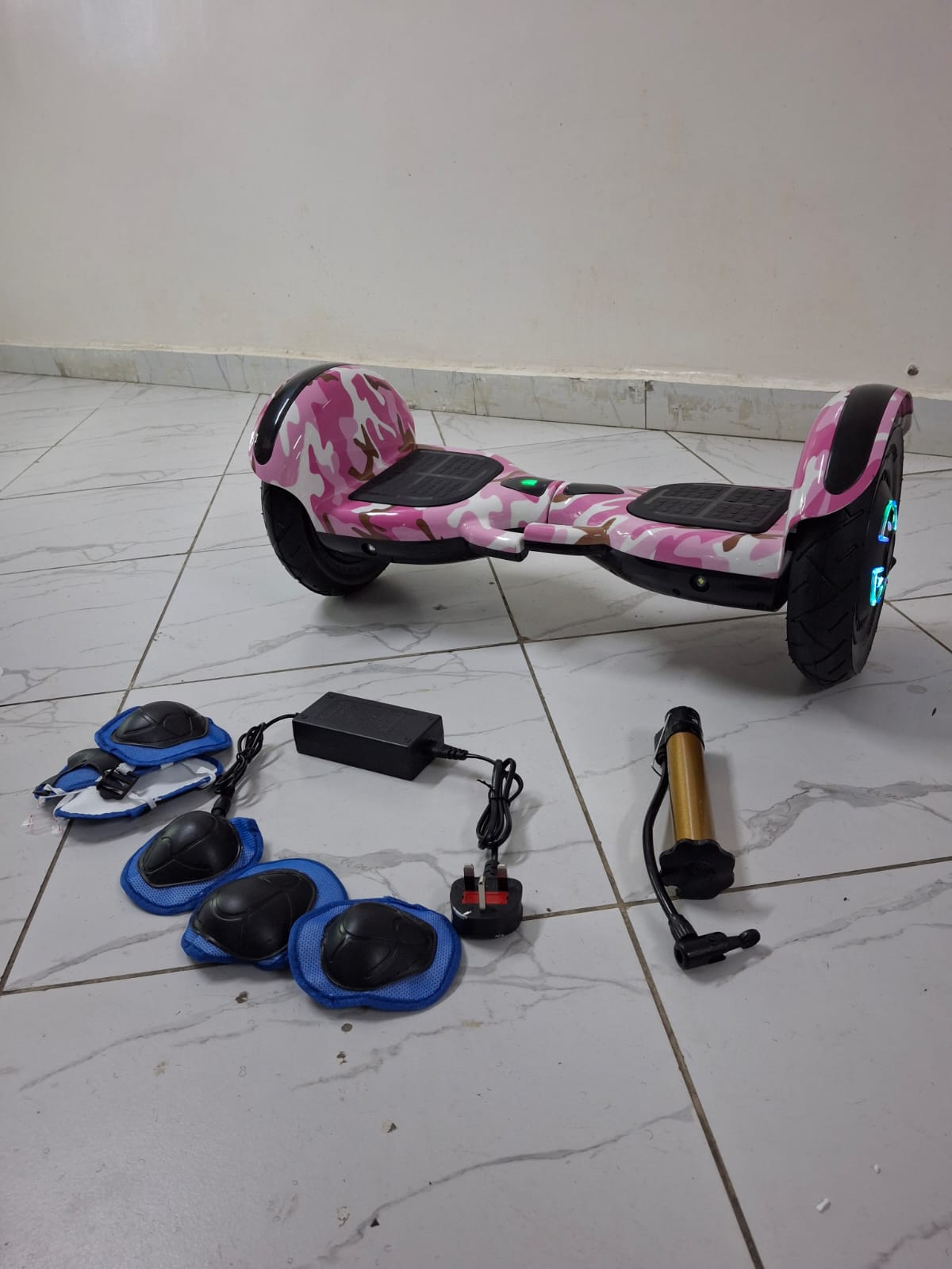 🛍️ DAILY OFFER 🛍️ - 10" Off-Road Hoverboard with Inflatable Wheels, Guards & Bluetooth, Fun & Durable, Affordable Price 🛹
