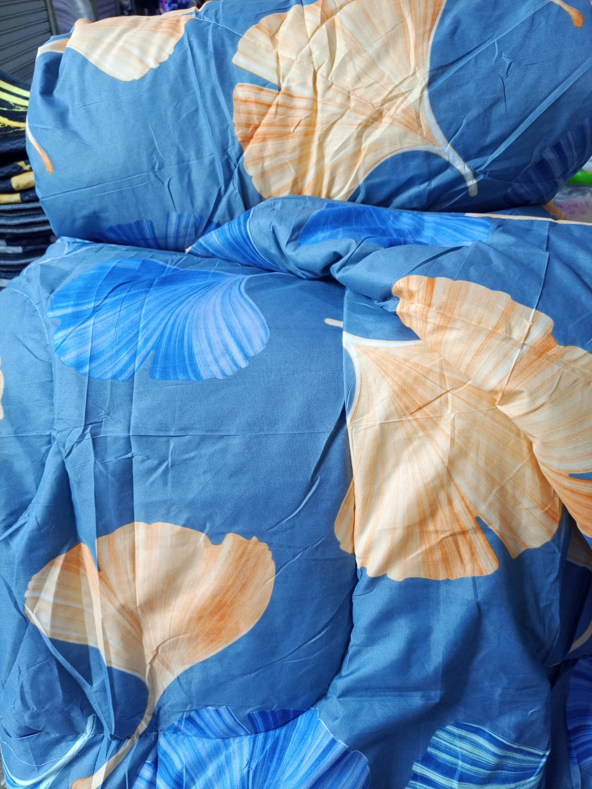 🔥 TODAY OFFER 🔥 4PCS Unbinded Duvet Set 6x6 – 1 Duvet, 1 Bedsheet & 2 Pillowcases Soft Luxury Bedding at Affordable Price