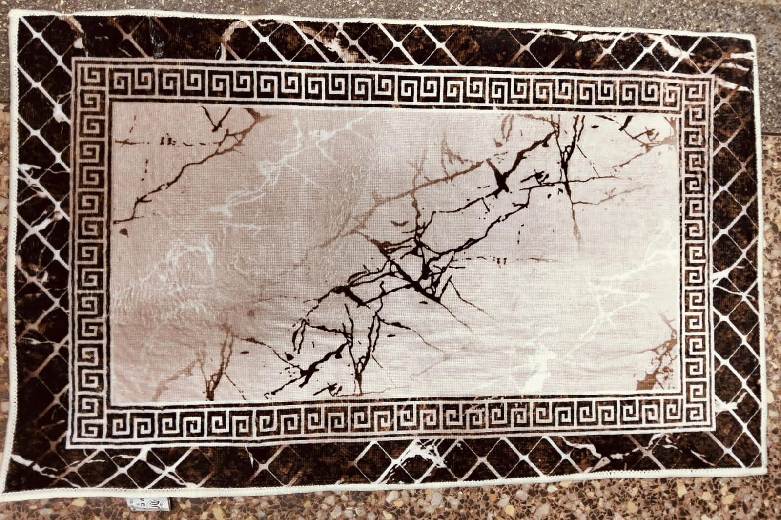 🔔 ALERT OFFER 🔔 1PC 3D Plush Carpet 5x8FT – Soft, Thick, Non-Slip Living Room & Bedroom Area Rug at Affordable Price