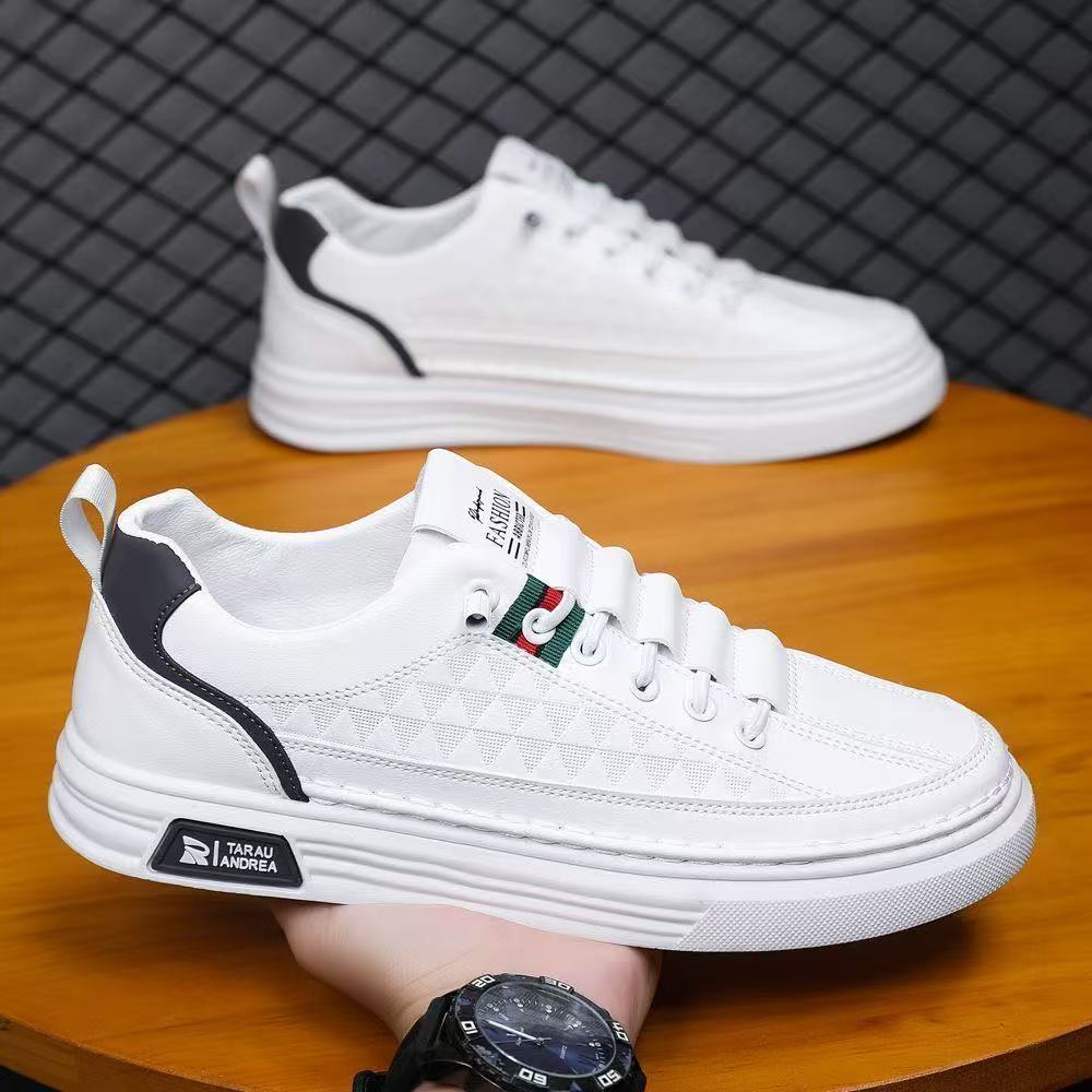 【Hot Sale】FEELING New Trendy Men's Sneakers - Fashionable White Flat Shoes Breathable Casual Shoes for Students