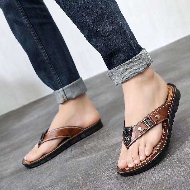 FEELING Sizes 40-45 [New Hot Selling] Men's British Style Flip-Flops Beach Shoes Casual Indoor and Outdoor Dual-Use Sandals Non-Slip Waterproof Wear-Resistant Quick-Drying