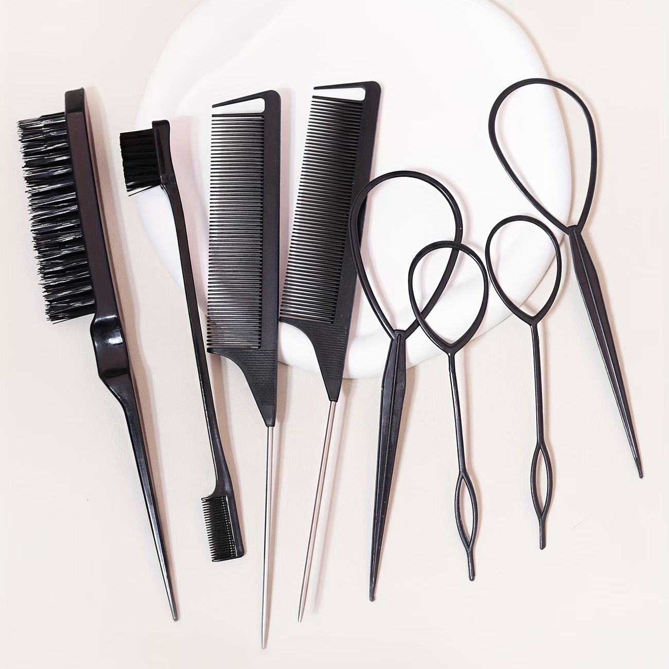 8pcs Hair Styling Tools, Including 2 Pairs of French Braid Rings, 2 Rat Tail Combs, 1 Tearing Comb Brush, And 1 Edge Control Brush for Hair Arrangement.