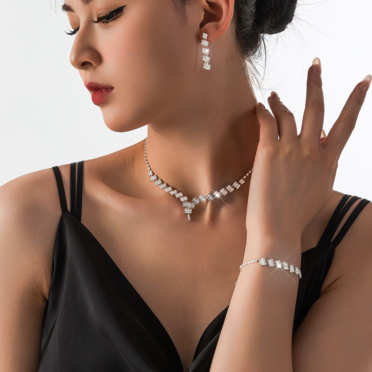 4 Pieces/Set Bridal Necklace & Earrings &Bracelet Jewelry Set Gorgeous bridal wedding accessories Female fashion jewelry set gift
