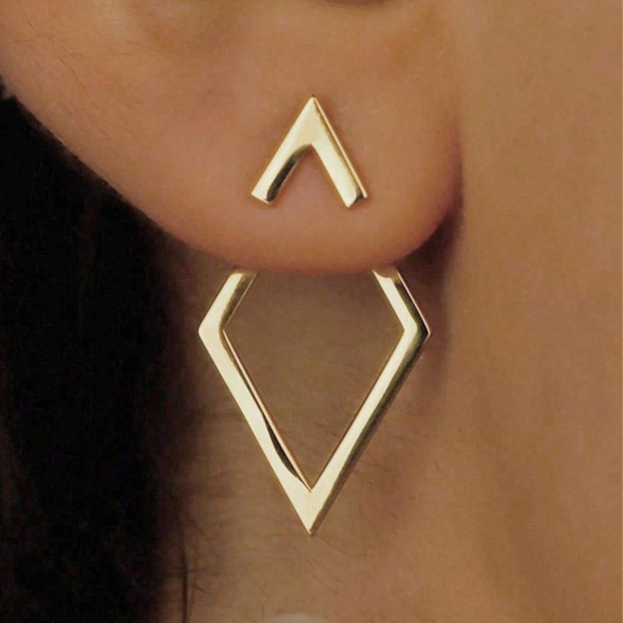 Hot Selling Minimalist Women's Earrings with Diamond Shaped Design
