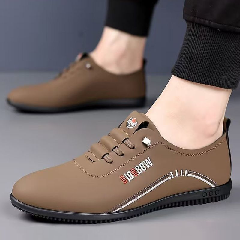 Men's PU Artificial leather shoes business casual shoes boys outdoor light sports shoes fashion students Oxfords walking shoes Daddy single shoes