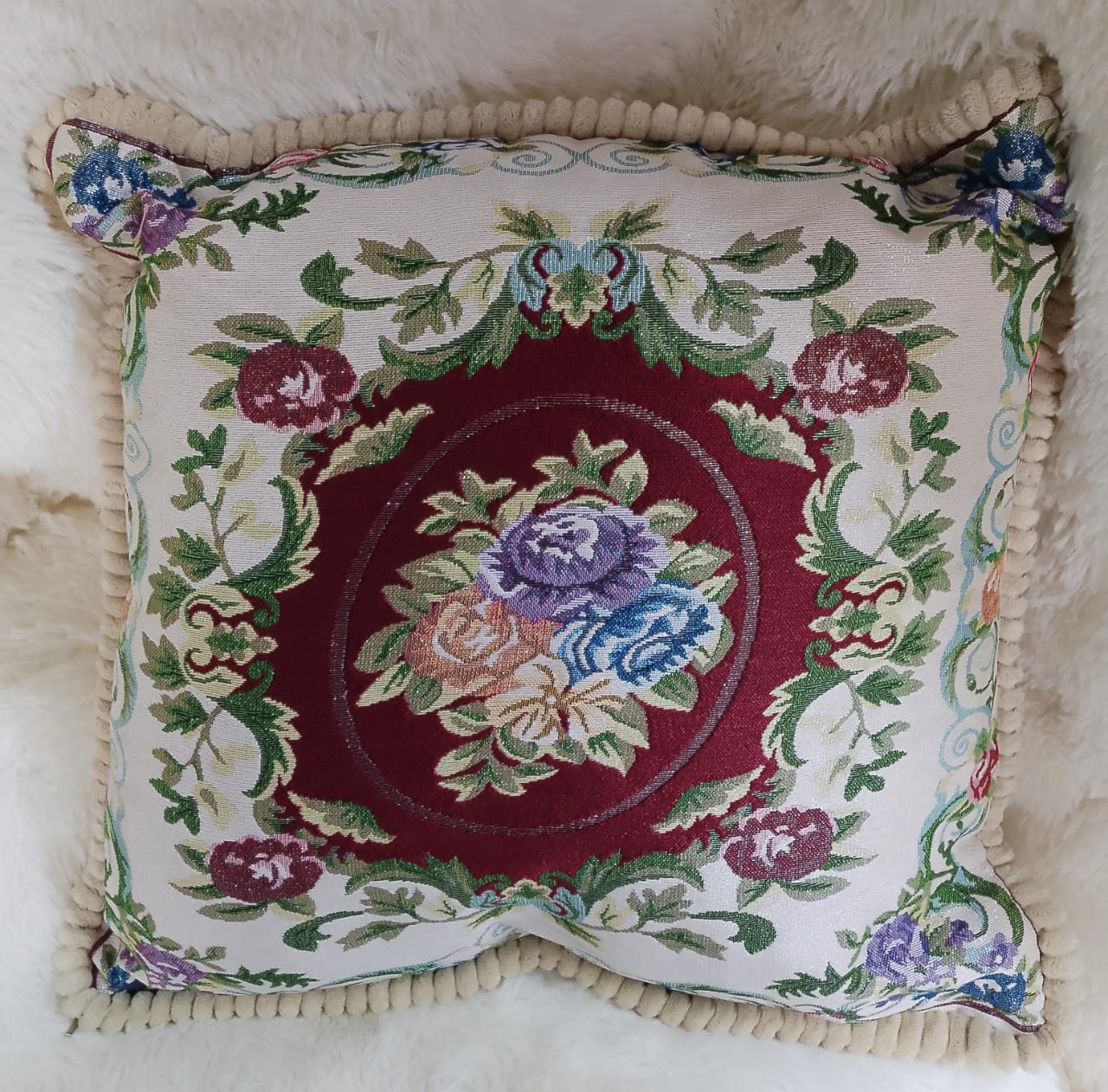 Set of 6pcs compete Silk throw pillows cases and 6pcs fibre filled throw pillows