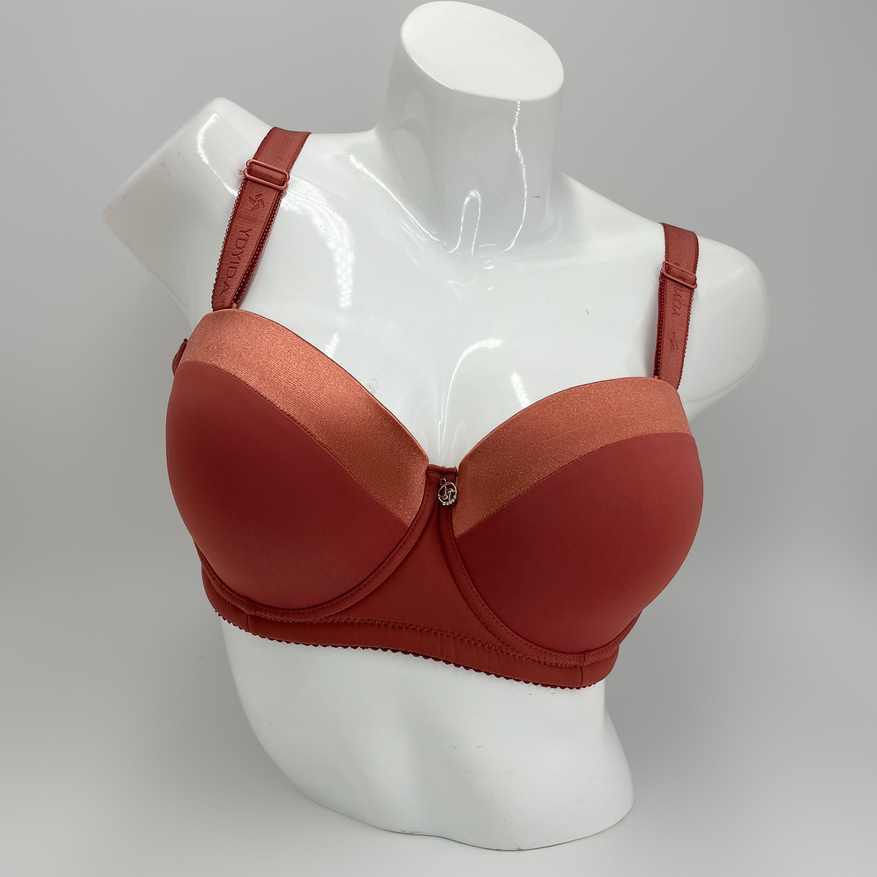 Fashionable and Minimalist big Cup Size Satin Solid Color Bra  Soft Breathable Brassiere push up bra for lady