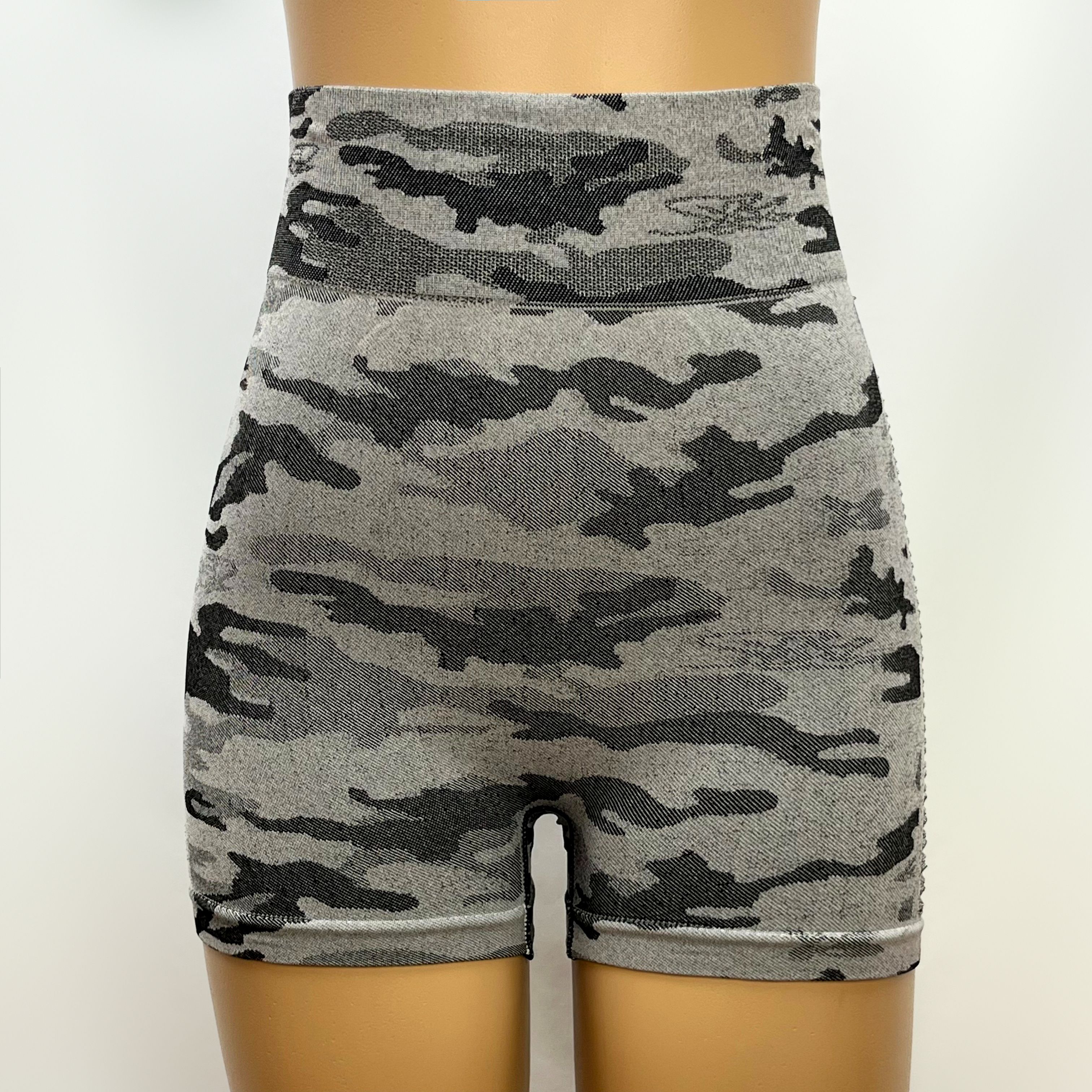 Camouflage Pattern Yoga Pants Breathable and Comfortable Fitness Leggings Workout Shorts