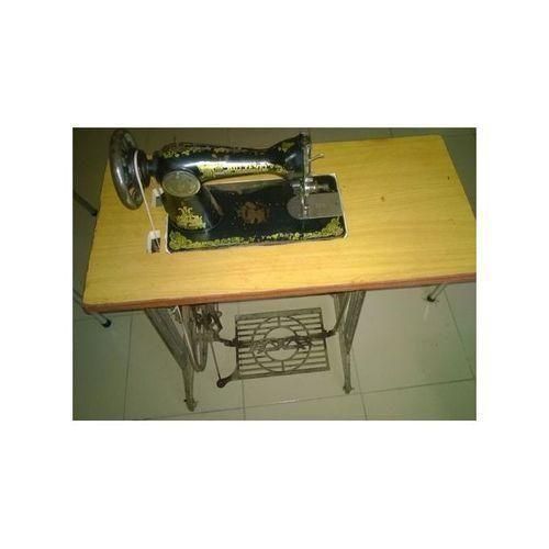 Butterfly Complete Sewing Machine plus free Table