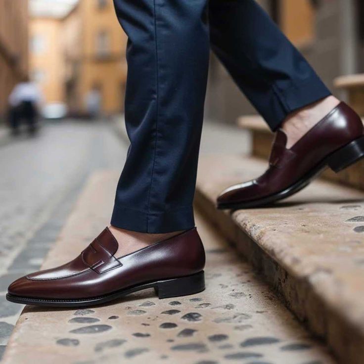 CLEARANCE SALE !!! Pure genuine Men cow leather oxfords groom shoes genuine leather official or casual can be worn with suits or casually for any occasion