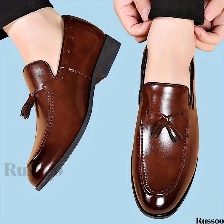 CLEARANCE SALE !!!   Leather Pure genuine Men cow leather Tassel loafers groom shoes genuine leather official or casual can be worn with suits or casually for any occasion