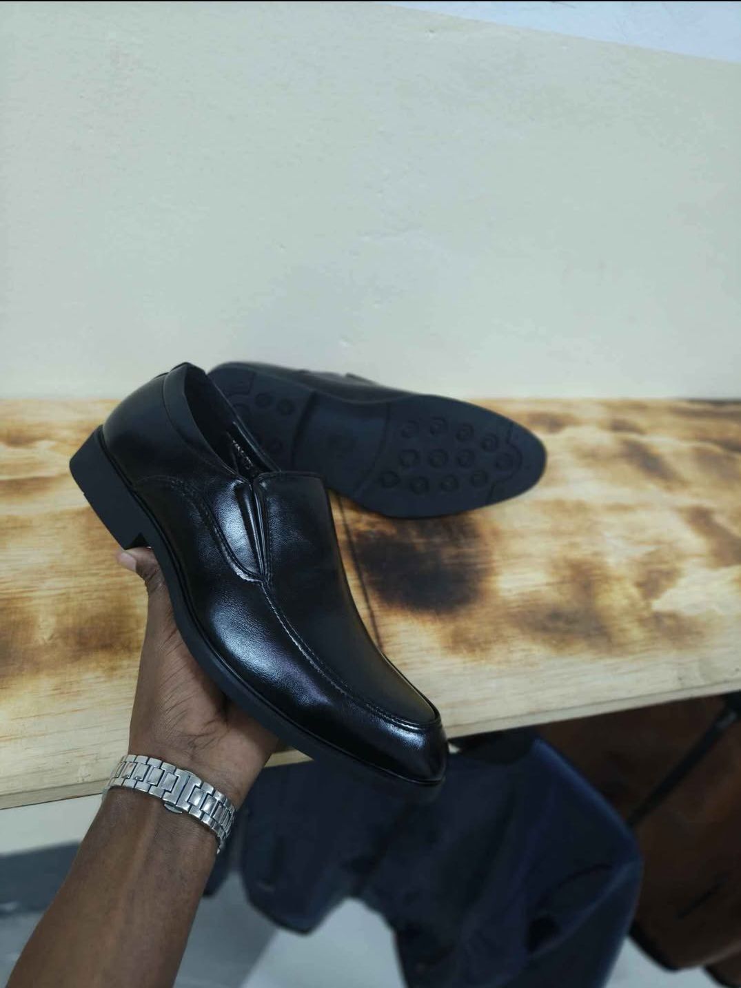 CLEARANCE SALE !!!Leather Pure genuine Men cow leather oxfords groom shoes genuine leather official or casual can be worn with suits or casually for any occasion