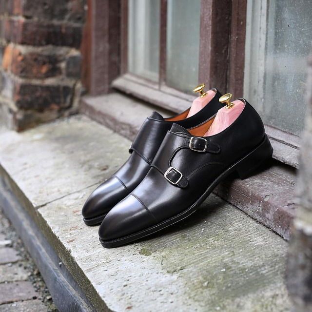CLEARANCE SALE !!!Leather Pure genuine leather Men cow leather oxfords groom shoes genuine leather official or casual can be worn with suits or casually for any occasion