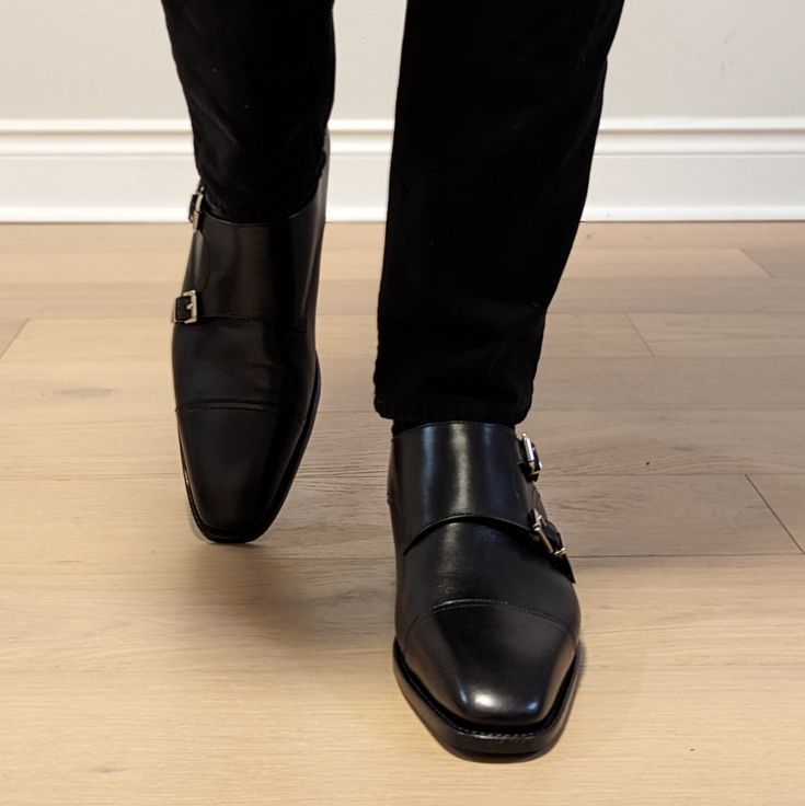 CLEARANCE SALE !!!Leather Pure genuine leather Men cow leather oxfords groom shoes genuine leather official or casual can be worn with suits or casually for any occasion