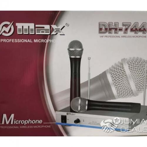 Max Professional Wireless Microphone Set