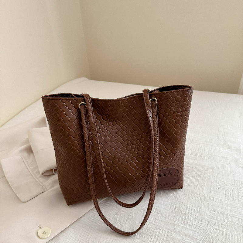 Knitted armpit bag women's bag new fashionable tote bag lazy texture shoulder bag crossbody bag