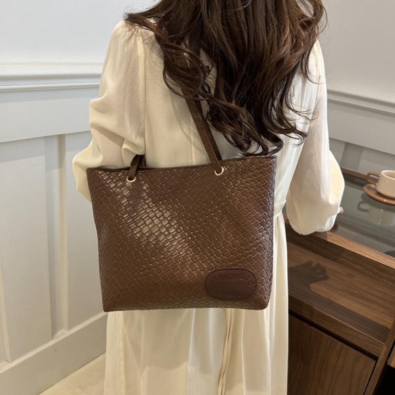 Knitted armpit bag women's bag new fashionable tote bag lazy texture shoulder bag crossbody bag