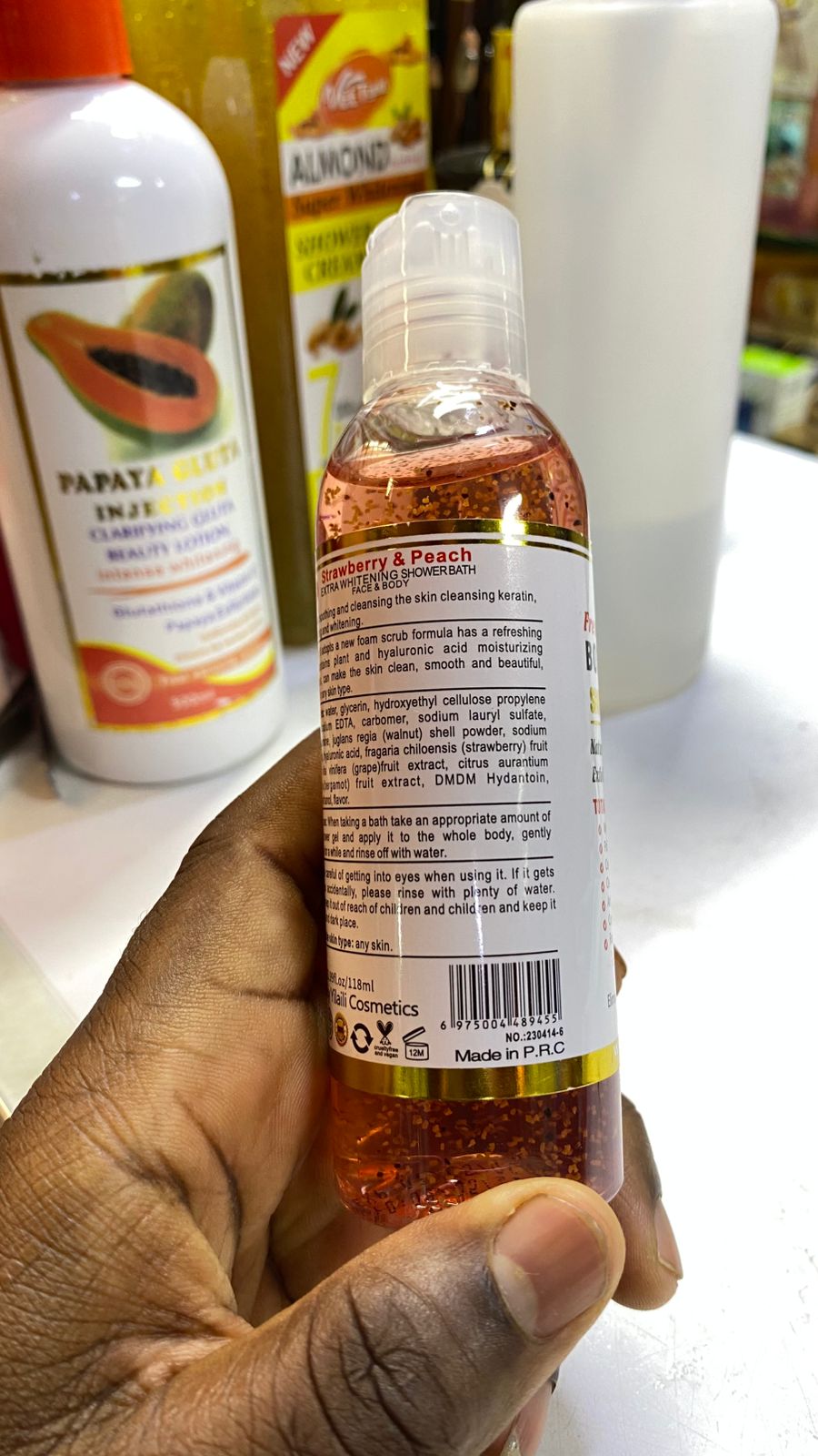 LANSYADE FRESH STRAWBERRY AND PEACH SCRUB BODY WASH SHOWER GEL NATURAL WHITENING EXFOLIATION 118ML