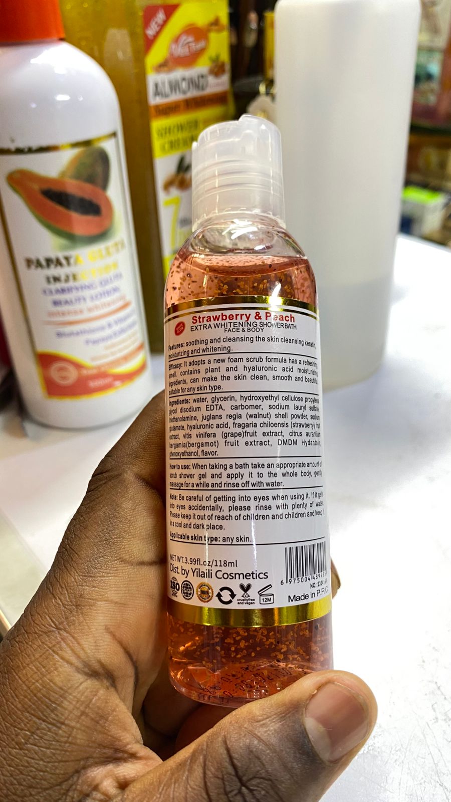 LANSYADE FRESH STRAWBERRY AND PEACH SCRUB BODY WASH SHOWER GEL NATURAL WHITENING EXFOLIATION 118ML