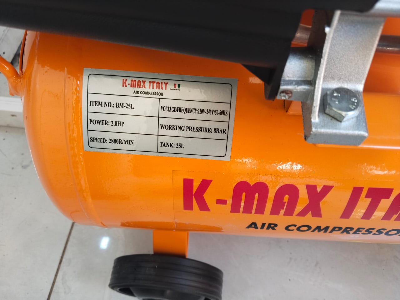 k max Industrial Electric Compressor 25 Litres For Painting & Vehicle Tire Air Filling
