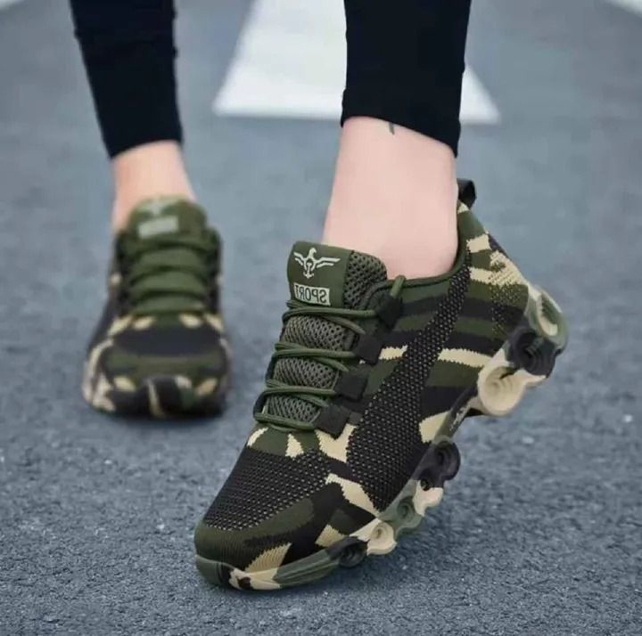 New Arrivals Soft Breathable Sneakers Men's Running Shoes Comfortable Outdoor Casual Hiking -Army Green