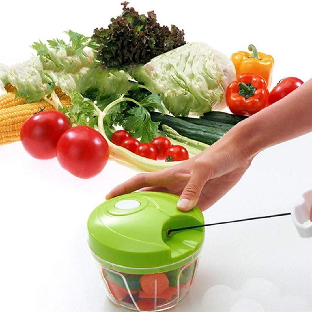Manual Food Chopper - Onion Chopper Vegetable Cutter - Mini Chopper Nut Meats - Vegetable Dicer - Hand Chopper - Chopper One Piece - Black - 3 Cup