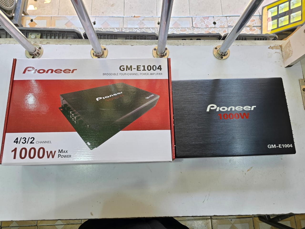 Pioneer 1000Watts 4 Channel GM-E1004  Amplifier With Bass Boost