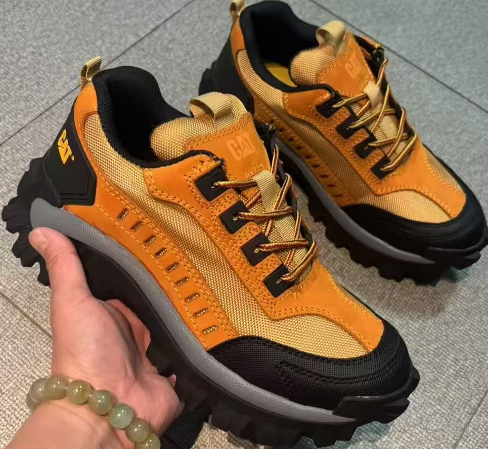 Men CAT SHOES Casual Boots. Premium Leather Upper, long-lasting strength and flexibility, rubber outsole provides excellent traction and stability, Soft padding around the ankle