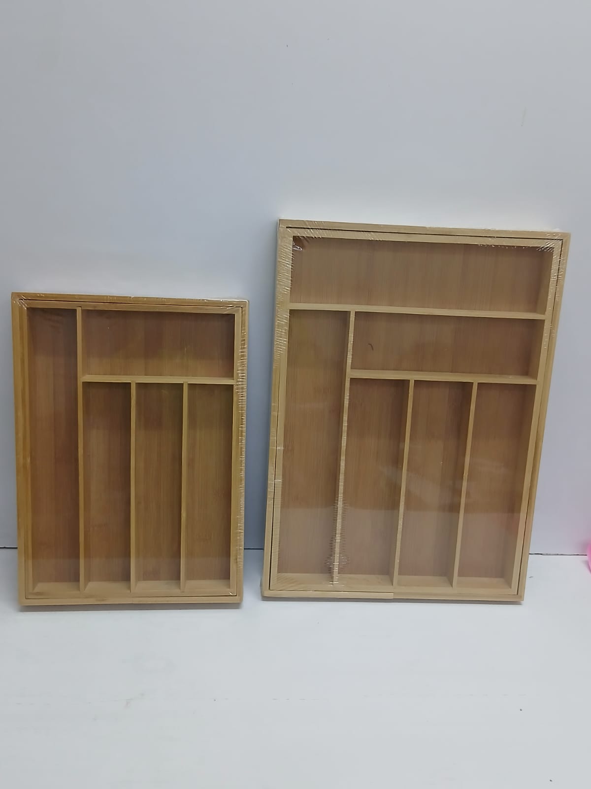 Multifunctional Bamboo Expandable Wooden Cutlery Drawer Organizer – Adjustable Compartment Kitchen Utensil Storage Tray for Forks, Spoons, Knives & Cooking Tools