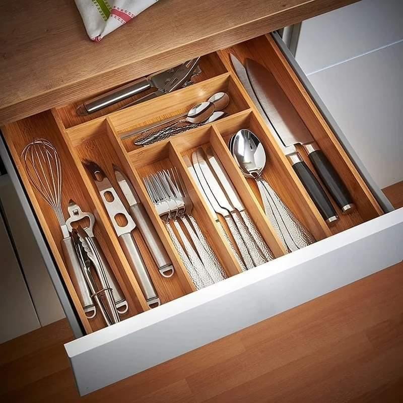 Multifunctional Bamboo Expandable Wooden Cutlery Drawer Organizer – Adjustable Compartment Kitchen Utensil Storage Tray for Forks, Spoons, Knives & Cooking Tools