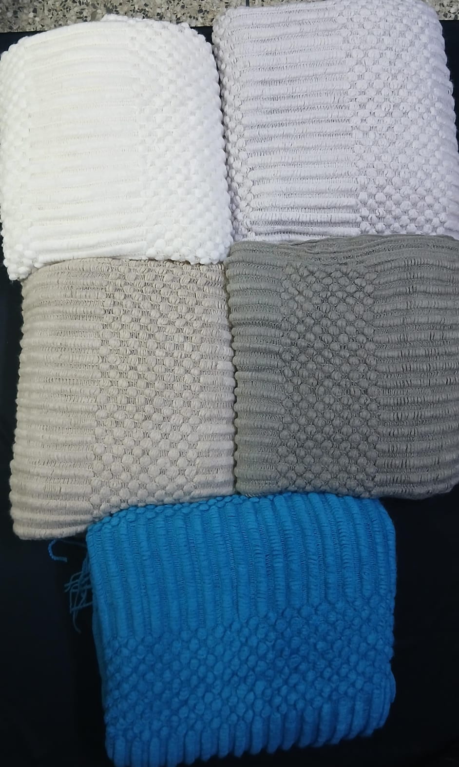 Throw Blanket Size 130x220cm – Soft Cozy Oversized Couch Blanket for Living Room, Bedroom or Travel, Lightweight Warm Comfortable Home Decor Accent