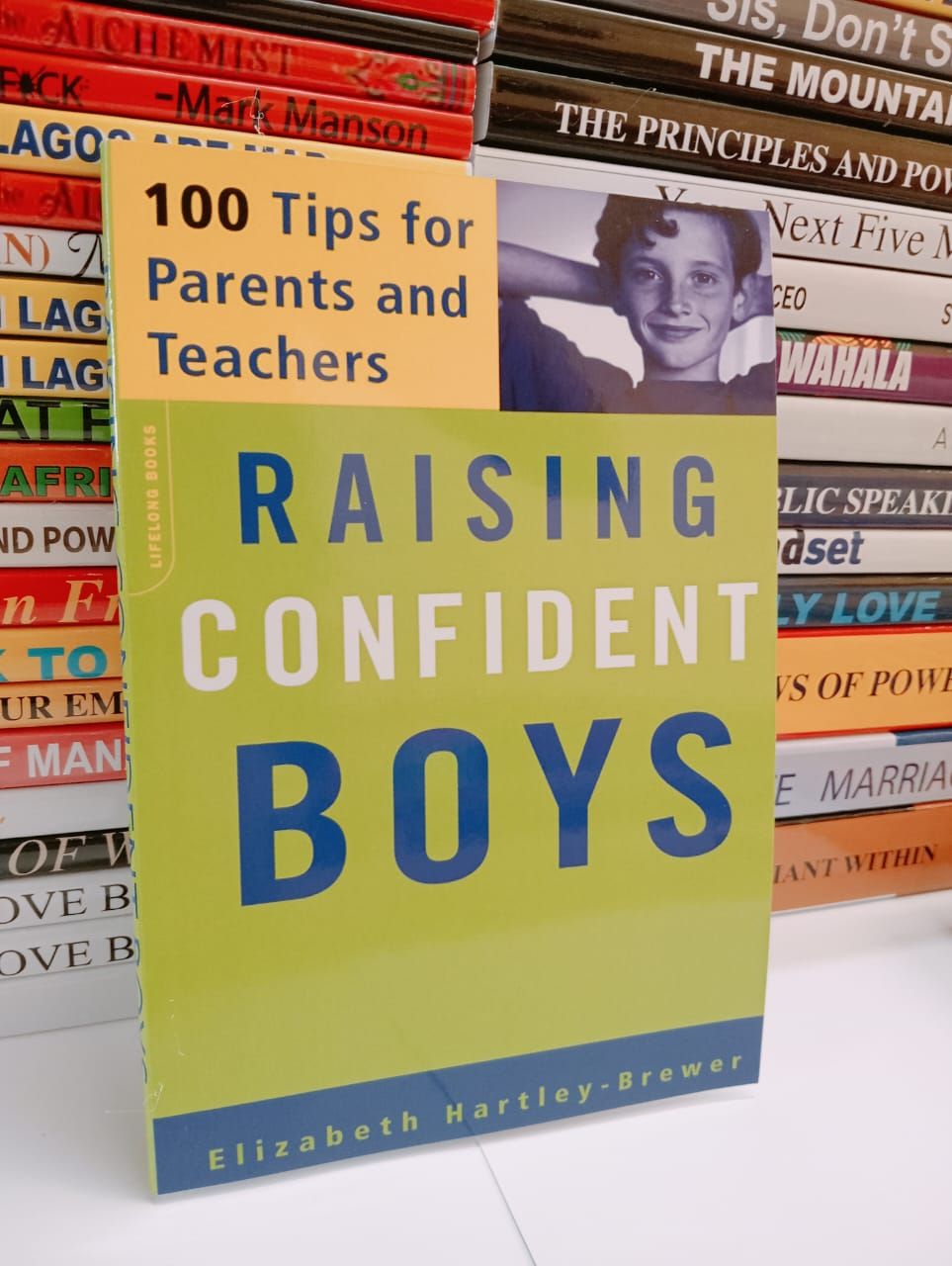 Raising Confident Boys: 100 Tips For Parents And Teachers