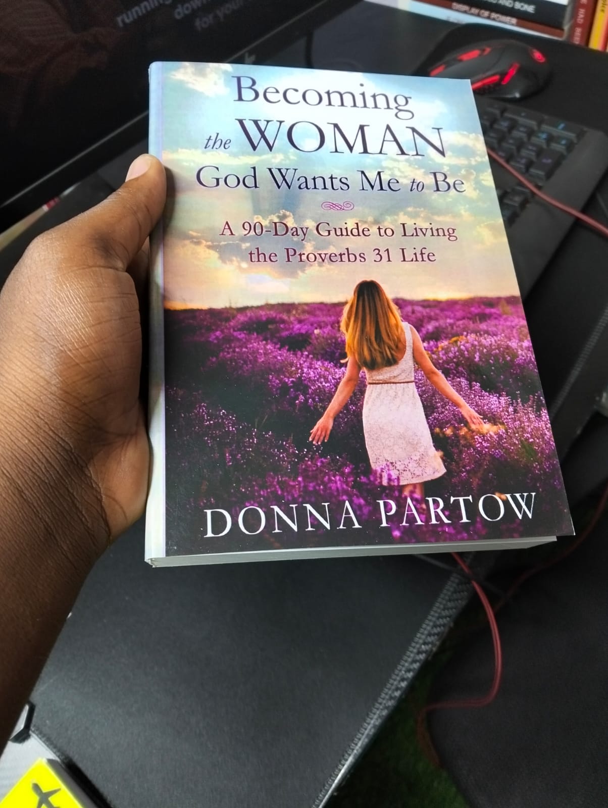 Becoming the Woman God Wants Me to Be" Book By Donna Partow