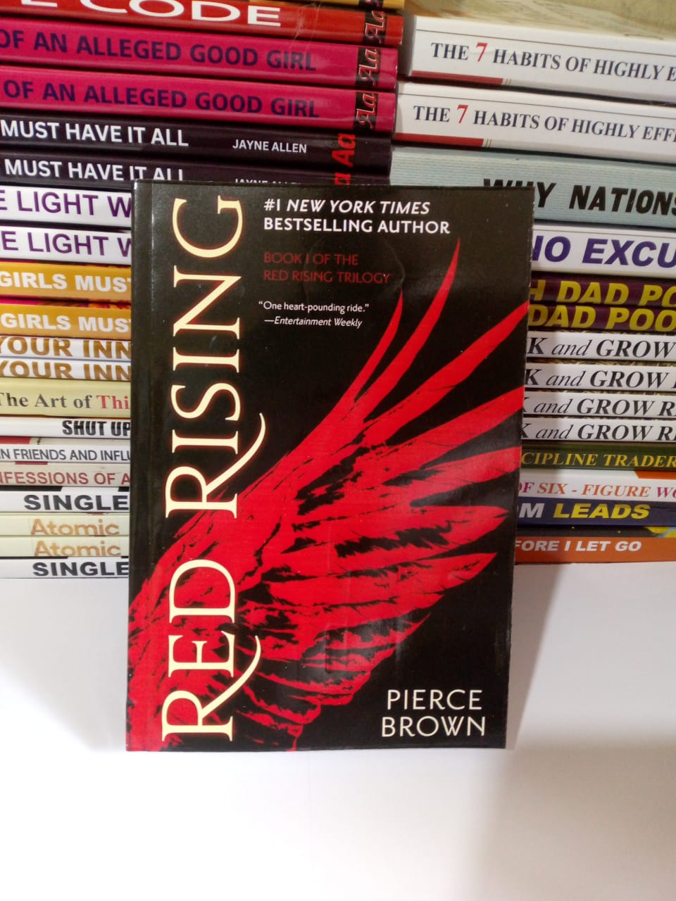 Red Rising" Book By Pierce Brown