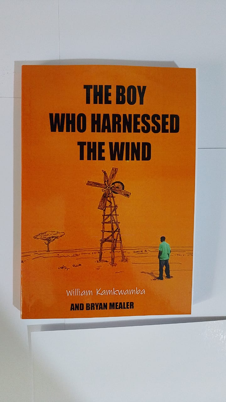 "The Boy Who Harnessed the Wind" Book By William Kamkwamba and Bryan Mealer