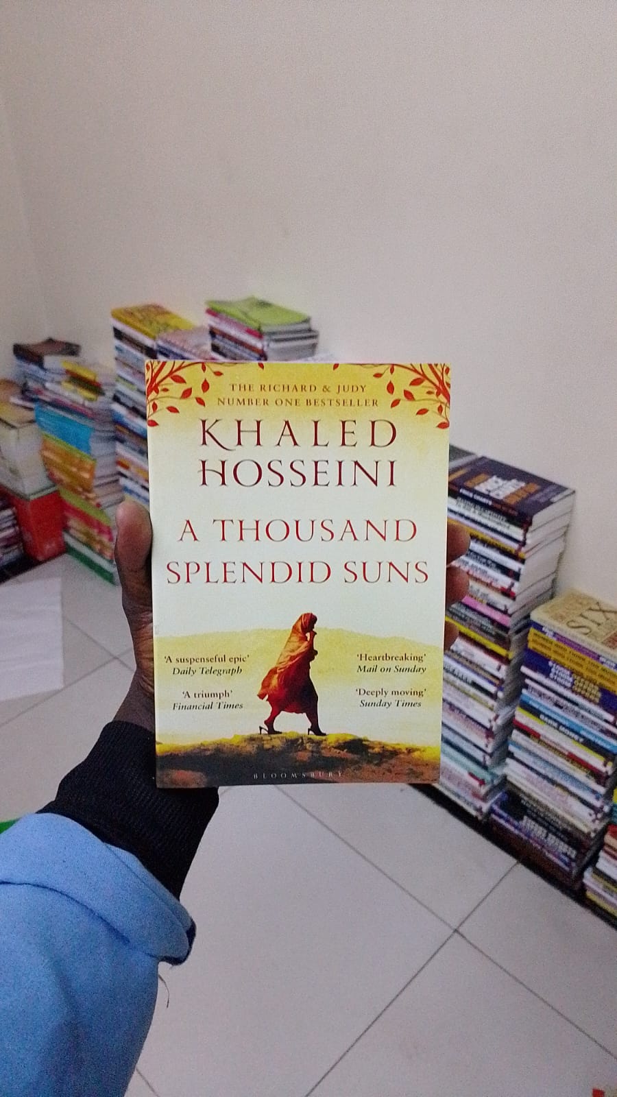 "A Thousand Splendid Suns" Book By Khaled Hosseini