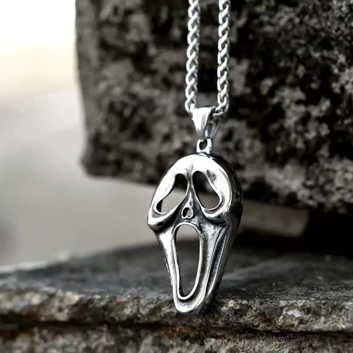 Exaggerated Retro Hollow Skull Face Pendant Stainless Steel Necklace Men Hip Hop Punk Cook Fashion Jewelry Gifts