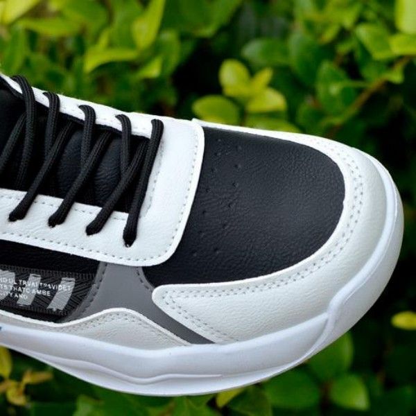 Men's Fine Workmanship Before Lace-Up Casual Comfortable Breathable Basketball Sneakers Sneakers