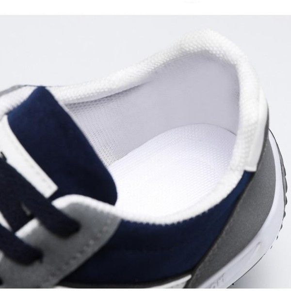 Men's Fine Workmanship Front Lace-Up Casual Comfortable Soft Upper Breathable Sneakers