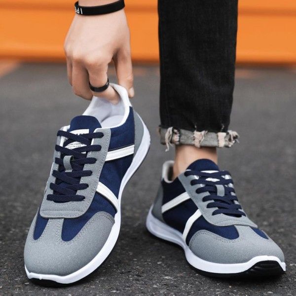 Men's Fine Workmanship Front Lace-Up Casual Comfortable Soft Upper Breathable Sneakers