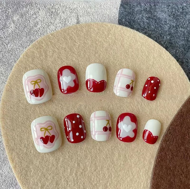 24Pcs/lot Fake Nails Cherry Full Cover Press on Nail Tips Short Square Designs Artificial False Nails Art Decoration
