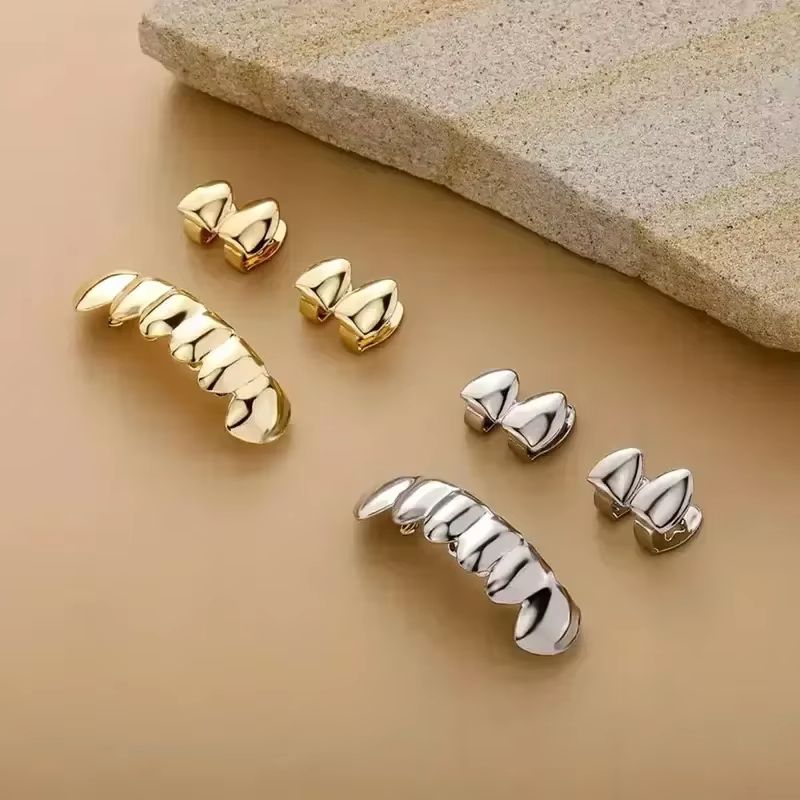 3CPS/Set Gold Silver-Plated Hip Hop Teeth for Mouth Grillz Caps Top&Bottom Grill Set Vampire Teeth for Halloween Party Sets