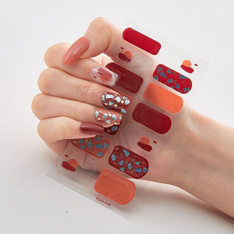 2pcs Can not be hard under UV light Nail Stickers Gradient Color Nail Stickers Simple Blooming Waterproof Nail Stickers