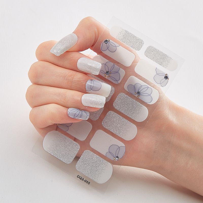 2pcs Can not be hard under UV light Nail Stickers Gradient Color Nail Stickers Simple Blooming Waterproof Nail Stickers