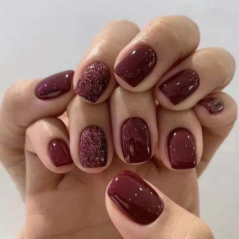 24PCS- wine red square fake nails, silver glitter inlay, exquisite elegance, fashion generous, suitable for dating, dinner
