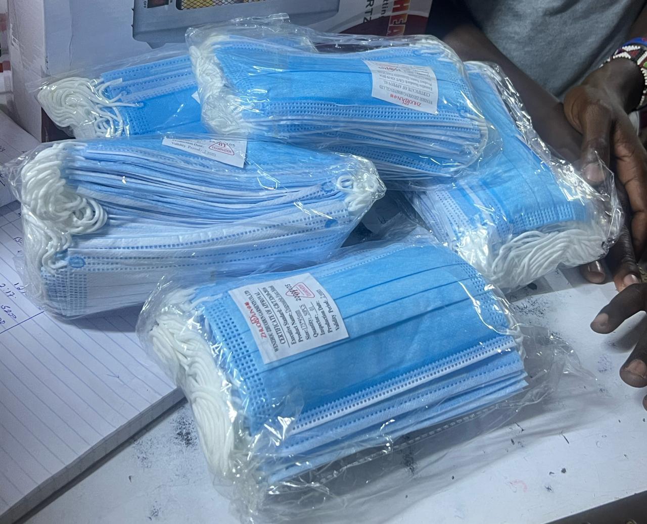 MASK. 50pcs Pack 3ply Protective Face Mask, Lightweight, High tearing strength, Skin-friendly, Also suitable for surgery, Without glass fiber, Very low resistance to breathing, Perfect fitting