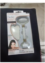 JADE ROLLER AND GUA SHA