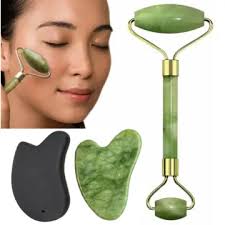 Jade Roller & Gua Sha Facial Massage Kit – Natural Stone Set for Anti-Aging, Puffiness Reduction & Skin Lifting Therapy