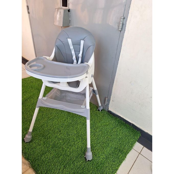 Kids feeding chair